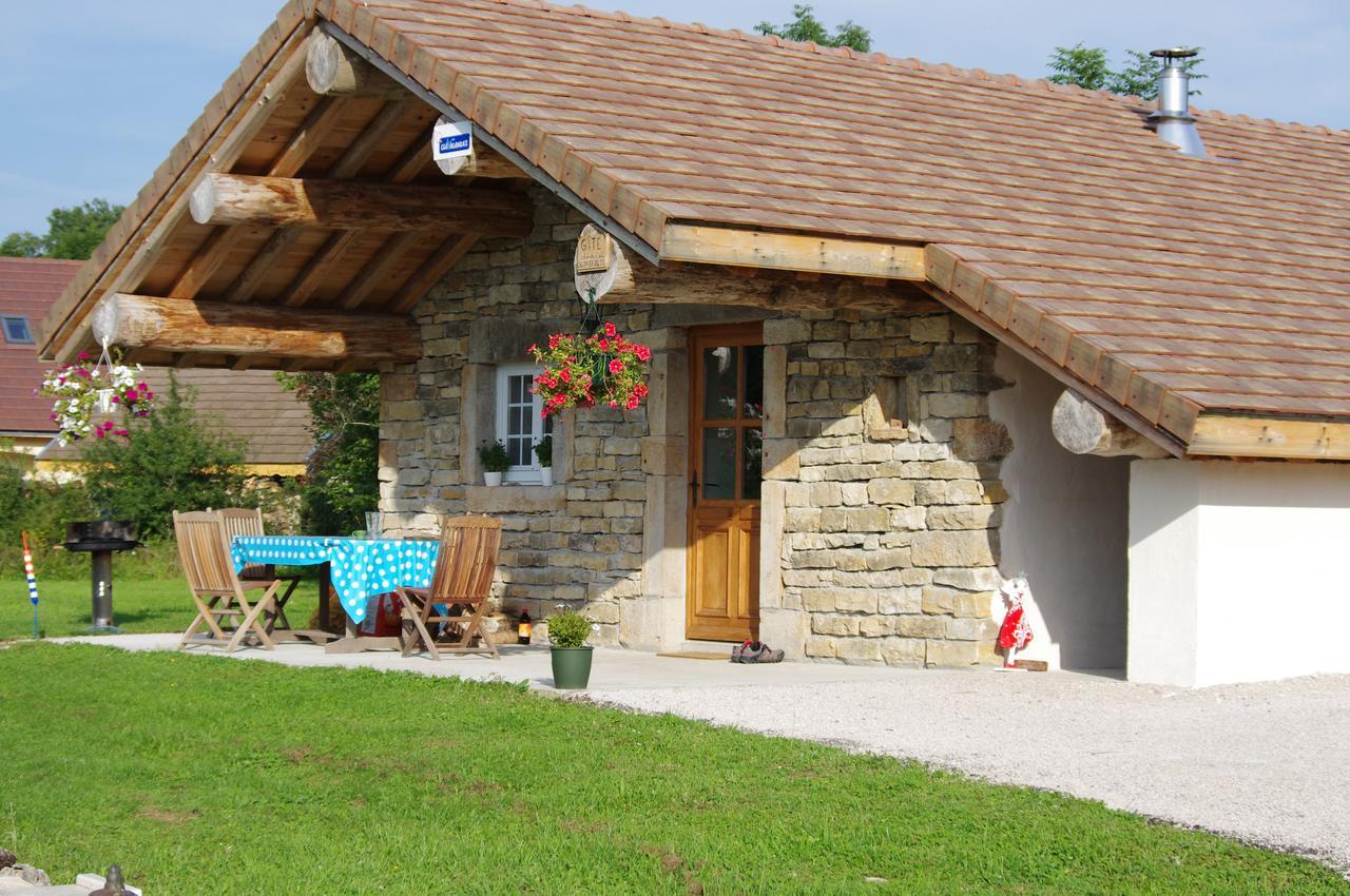Gite Chez Karine Et Roland Le Fied エクステリア 写真